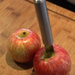 Retirez à l'aide d'un vide pomme les pépins